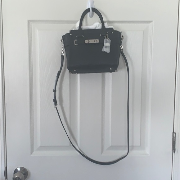 Coach Purse - Picture 1 of 3